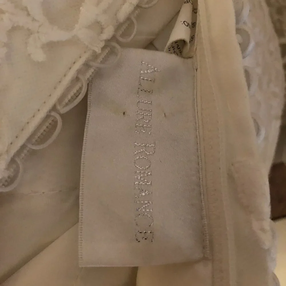 Allure Romance 2760 Lace Fit And Flare Wedding Dress - Picture 9 of 9